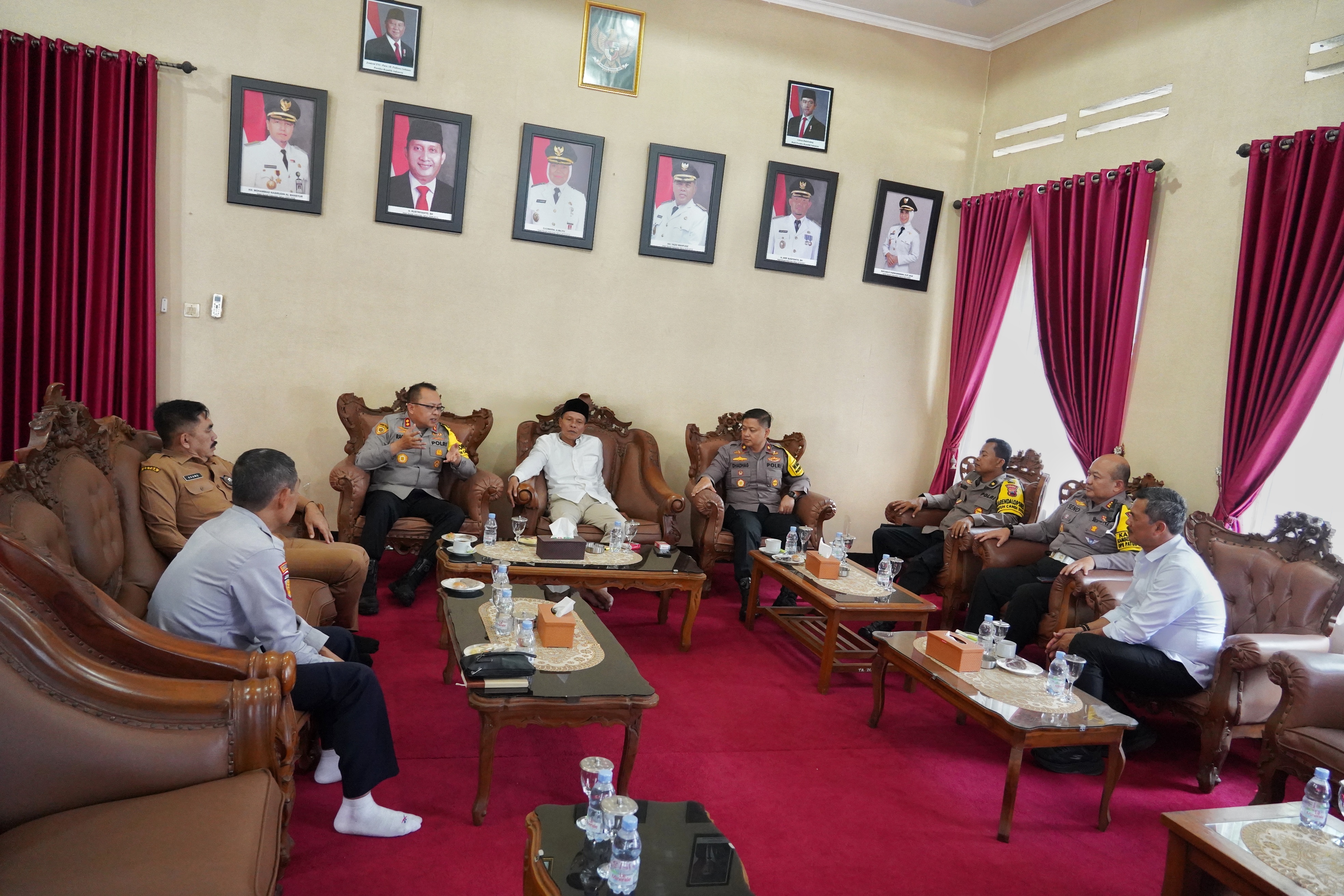 Audiensi Kapolres di Rumah Dinas Wakil Bupati