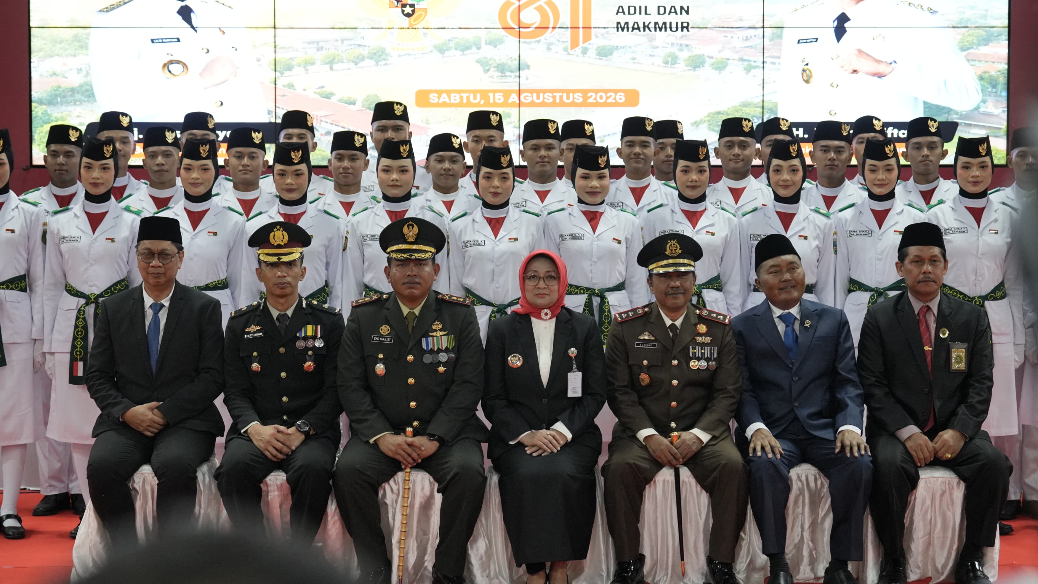 Bupati Lilis Nuryani Kukuhkan 34 Paskibraka Kebumen 2026: Tunjukkan yang Terbaik