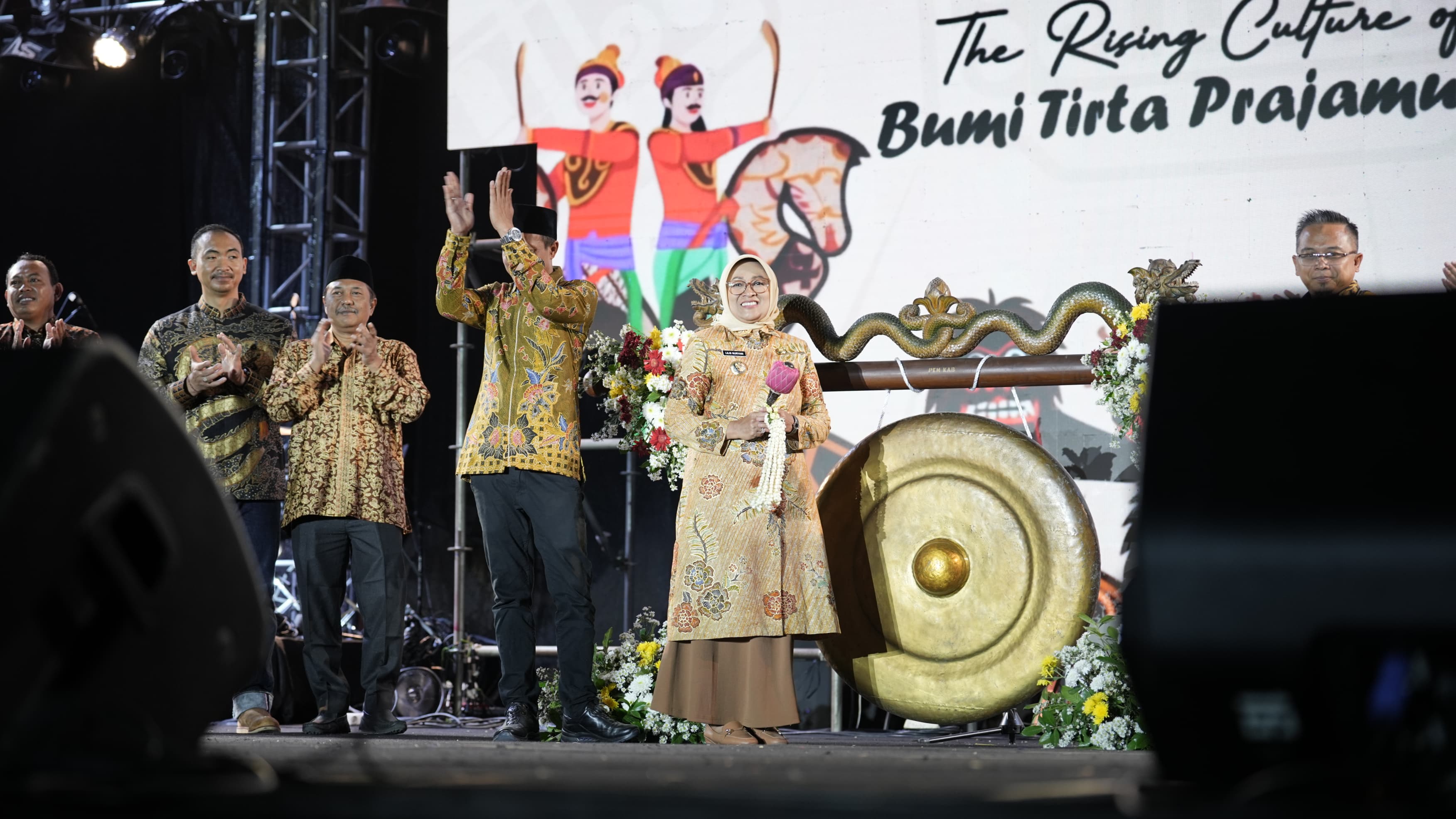 Kebumen Fest 2026 Resmi Dibuka: Meriahkan Alun-Alun Pancasila dengan Karnaval Budaya dan UMKM