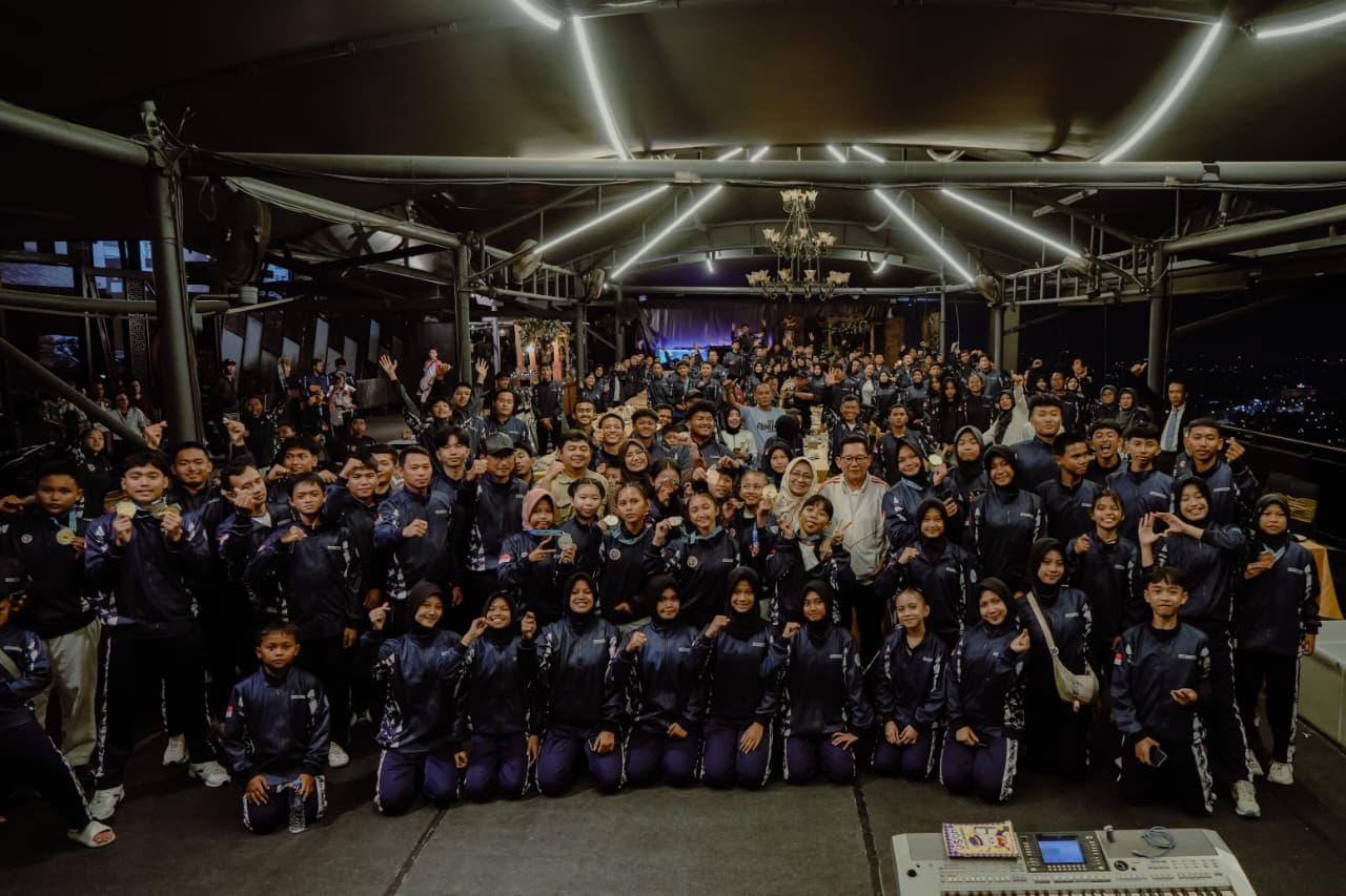 Raih 10 Emas Sementara di POPDA Jateng 2026, Kontingen Kebumen Dijamu Bupati dan Disiapkan Armada Kepulangan Lebih Nyaman.
