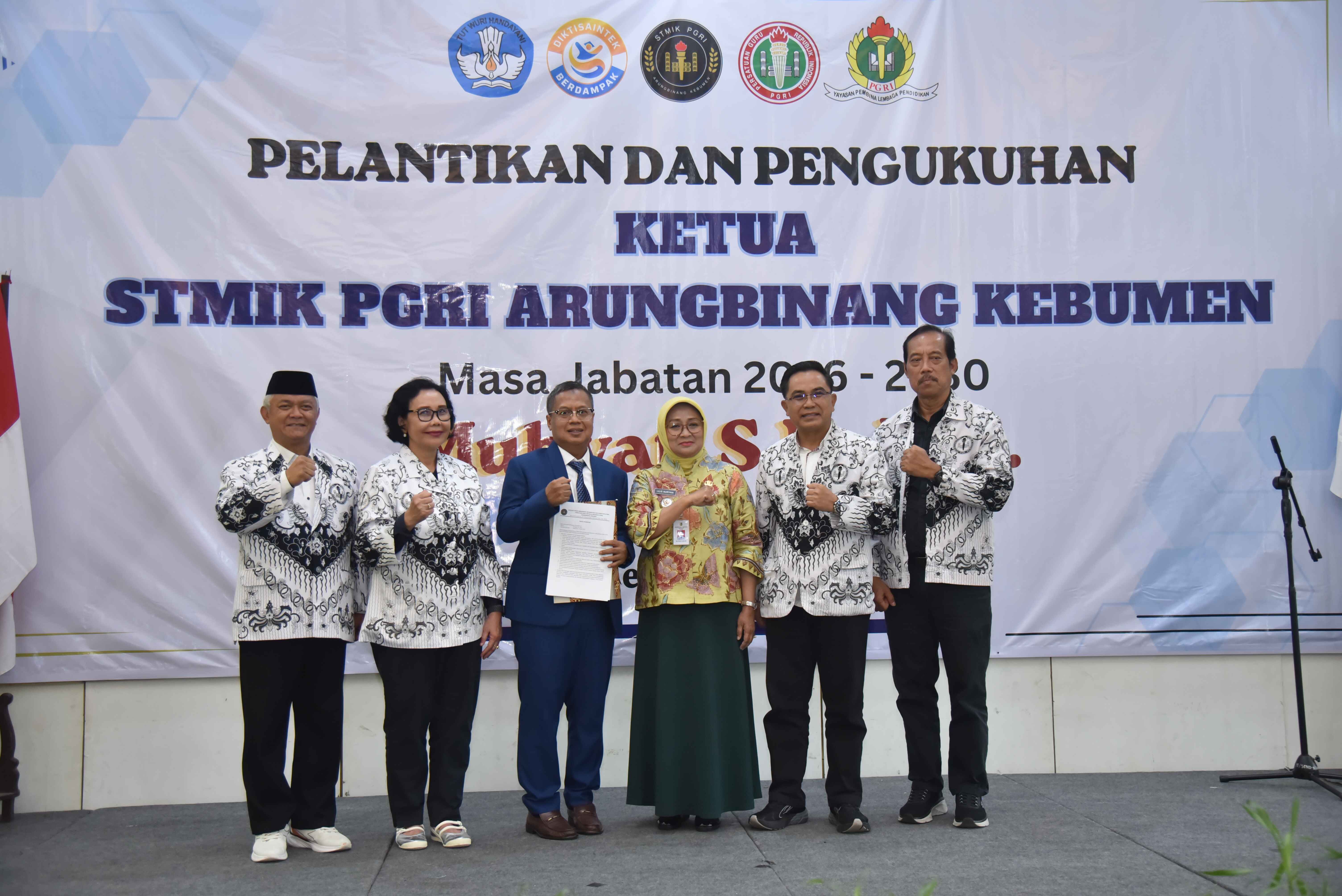 Muhyat Resmi Dilantik sebagai Ketua STMIK PGRI Arungbinang Kebumen Masa Jabatan 2026–2030