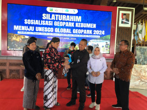 Bupati Minta Promosi Geopark Kebumen di Gencarkan