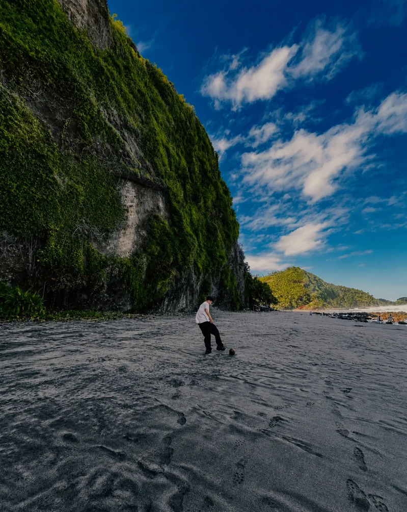 Pantai Pecaron